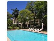 MANORÁ: ELEGANTE SEMI-PISO ESTILO FRANCES, 3 SUITES, AMPLIA RECEPCION, PISCINA, PARQUES.