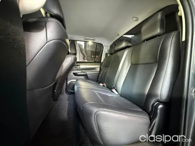 Toyota Hilux 2022 — foto 3