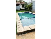 ALQUILO CASA AMOBLADA 3 DORMITORIOS ZONA UNIVERSIDAD AMERICANA CON PISCINA