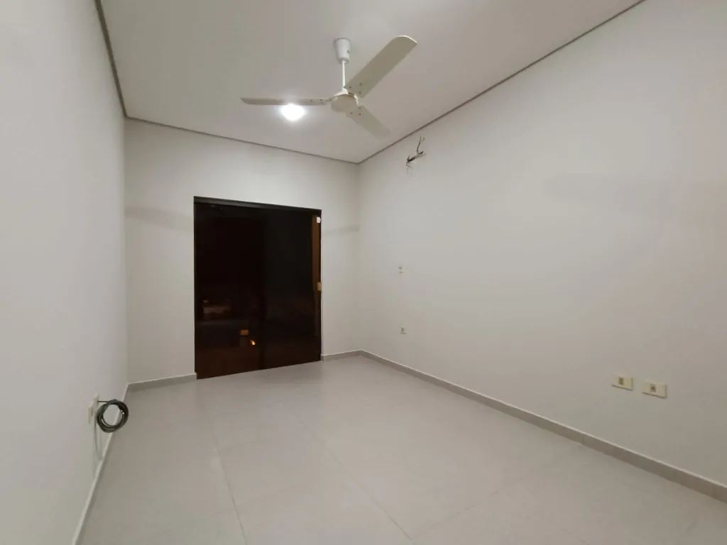En alquiler en Fernando de la Mora cod 5762 — foto 2