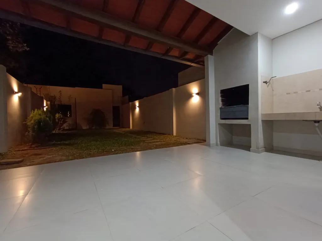 En alquiler en Fernando de la Mora cod 5762 — foto 3