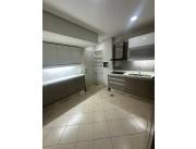 ALQUILO DUPLEX EN LUQUE ZONA Madero Shopping COD: 5821