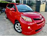 HERMOSO TOYOTA NEW IST 2.010 - ROJO