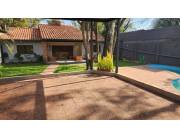 Casa en Venta, Zona San Bernardino – E/ Villa Delfina y Grimms.