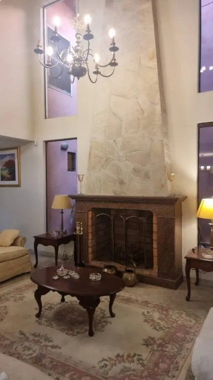 EN VENTA HERMOSA RESIDENCIA EN AREGUÁ — foto 2