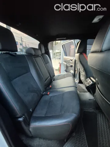 Toyota Hilux 2023 — foto 4