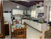 Vendo Luque, Barrio Las Palmeras. A 3 cuadras de la ciclovía de Luque