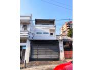 CDA. NUEVA, PETTIROSSI: VENDO/ALQUILO, RESIDENCIA 3 NIVELES + DEPOSITO, GRANDES AMBIENTES.