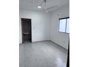 Alquilo vivienda en barrio Sagrada Familia de San Lorenzo