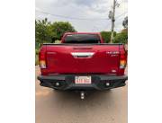 Vendo Toyota Hilux SRV * Año 2017 * ⁠Motor 3.0cc * ⁠Radio con pantalla original * ⁠Mandos