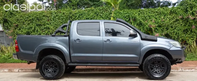Toyota Hilux 2012 — foto 3
