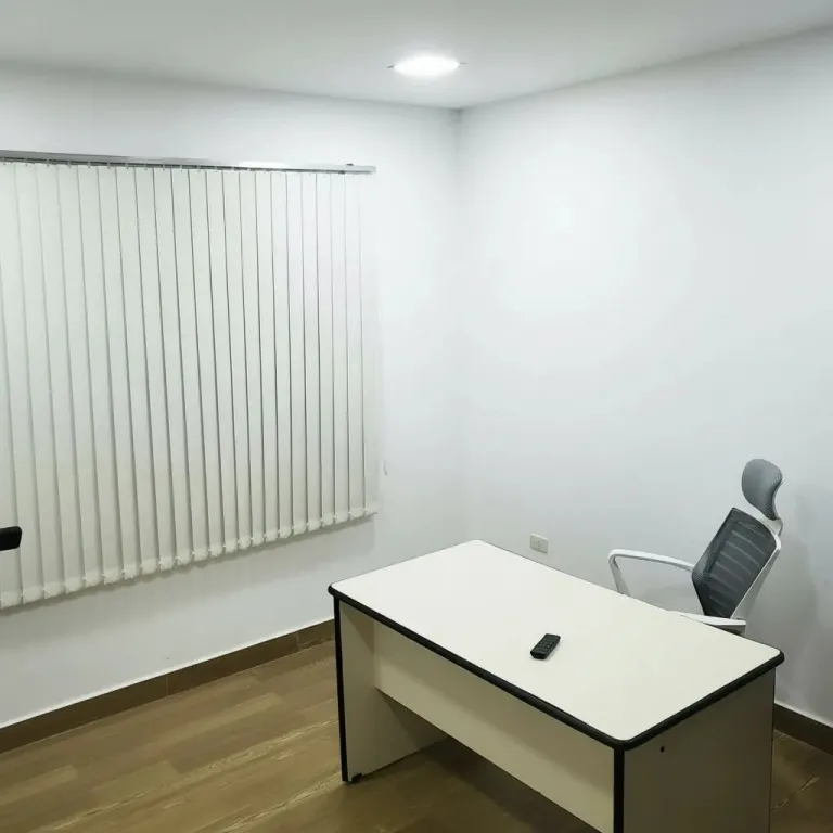 Depósito en venta en Pettirossi, Asunción — foto 3