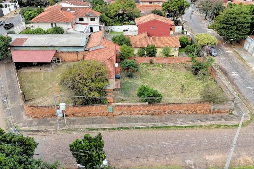 EN VENTA AMPLIA PROPIEDAD - B° SAN PABLO — foto 2