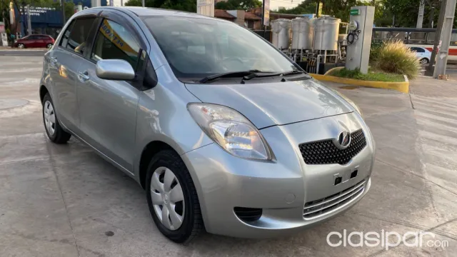 Toyota Vitz 2006 — foto 2