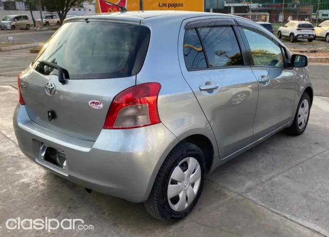 Toyota Vitz 2006 — foto 4