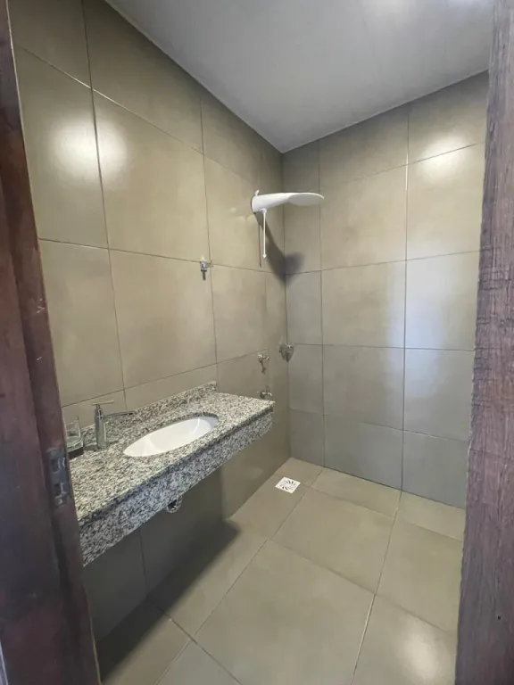 EN VENTA HERMOSOS CHALETS A ESTRENAR EN LUQUE — foto 2