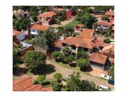 Amplia residencia en zona tranquila y residencial