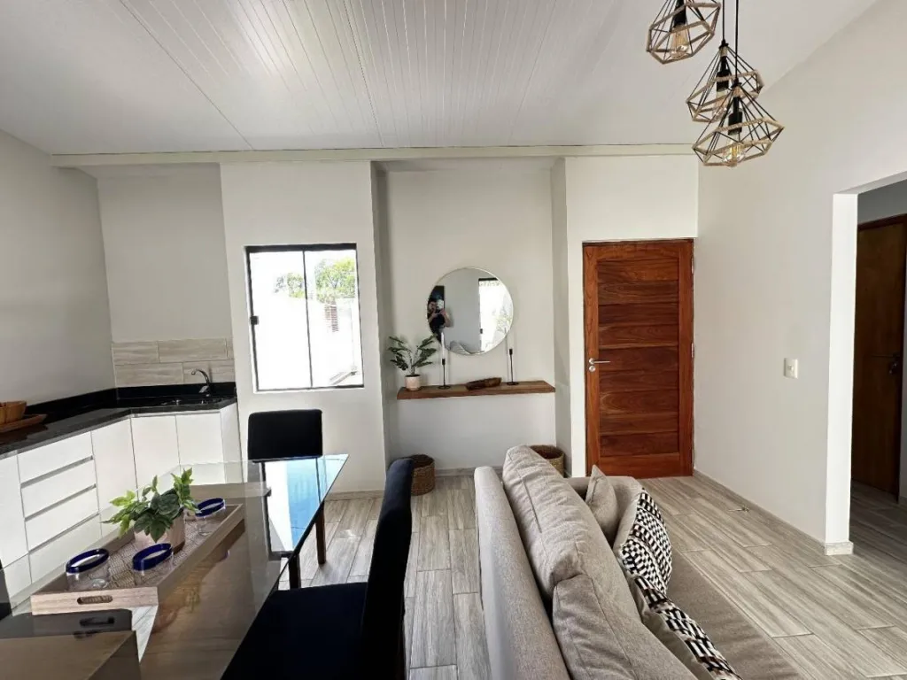 VENDO CASA DE 2 DORMITORIOS CONDOMINIO CERRADO ALTOS DE LA CARIDAD, MARIANO ROQUE ALONSO — foto 2