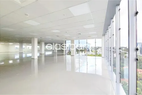Oficina de 485 m2 en Villa Morra sobre San Martin Y del Maestro — foto 2