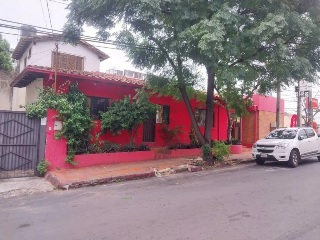 ALQUILO LOCAL COMERCIAL SOBRE GRAL. SANTOS — foto 2