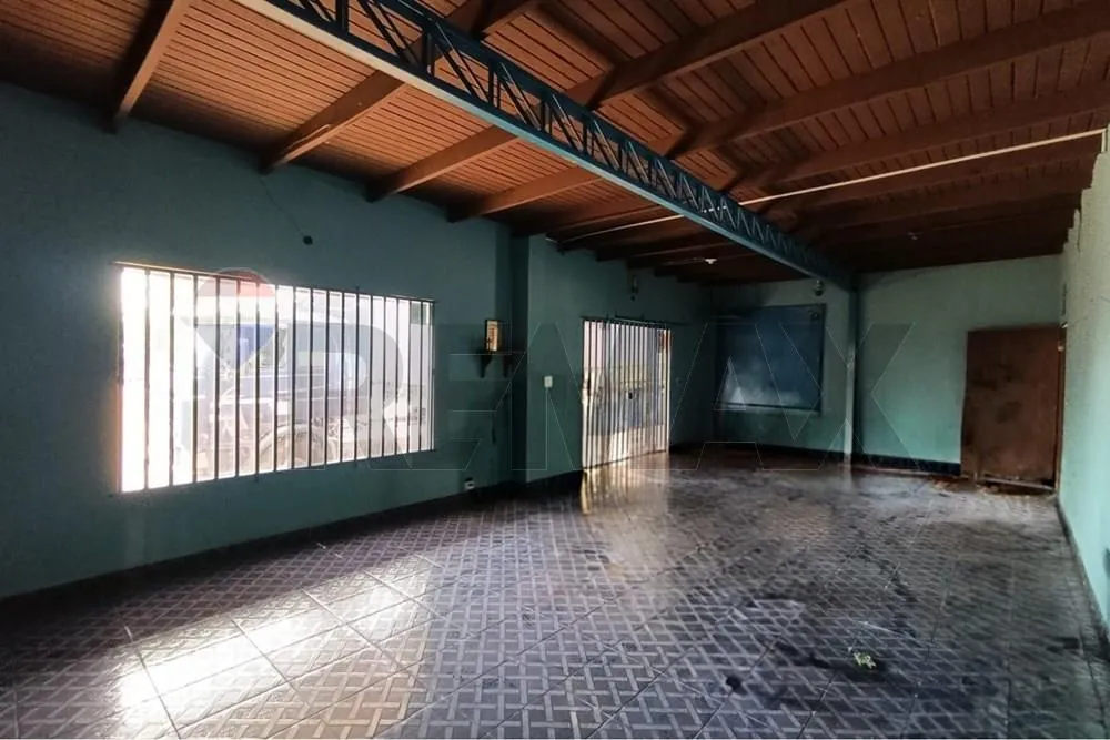 Tinglado con salón comercial en venta - Itauguá — photo 3