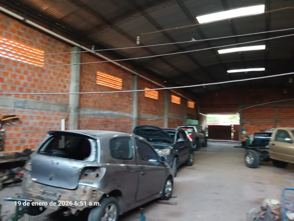 Alquilo Deposito en Mariano Roque Alonso Zona La Rural Shopping — foto 3
