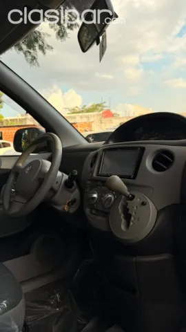 Toyota Sienta 2009 — foto 4