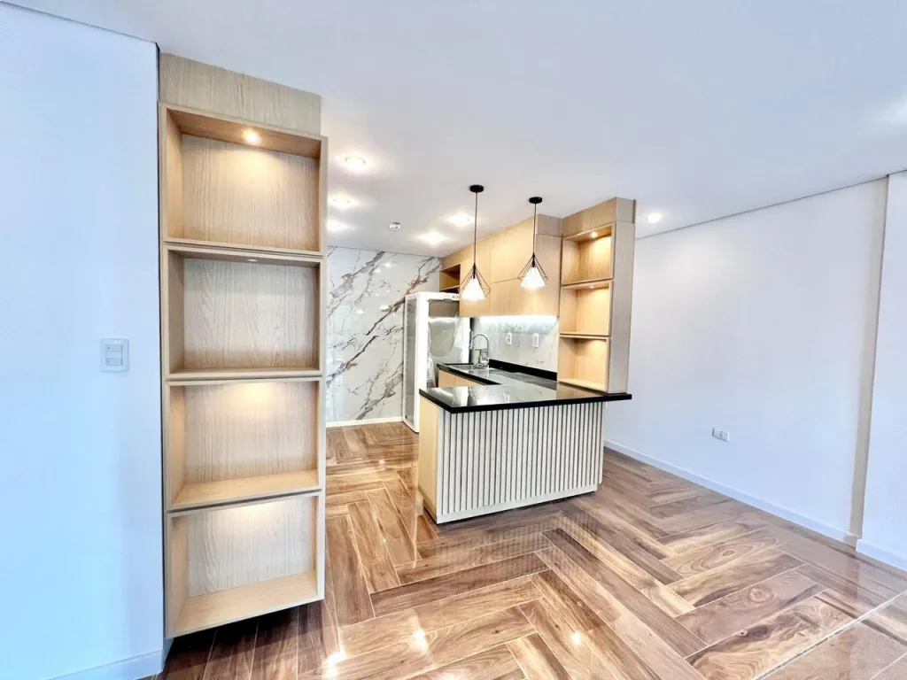 EN VENTA LUJOSO DEPTO EN LOS LAURELES — foto 3