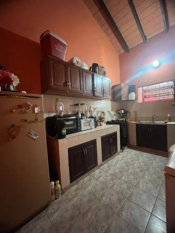 VENDO CASA AMPLIA EN ISLA BOGADO LUQUE — foto 3