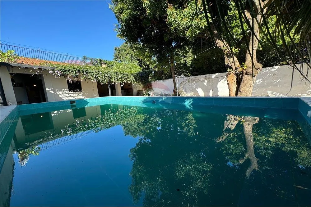 VENDO AMPLIA CASA CON PISCINA EN LAMBARE — foto 2
