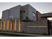 VENDO DUPLEX EN BARRIO CERRADO ZONA LAGUNA GRANDE