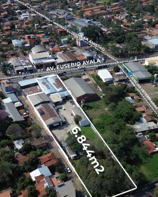 VENDO AMPLIO INMUEBLE COMERCIAL DE 6.844 m2 SOBRE RUTA PY02 KM 10 EN SAN LORENZO — фото 2