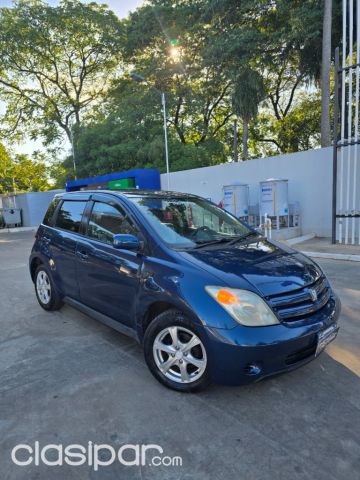 Toyota Ist 2003 - foto 1