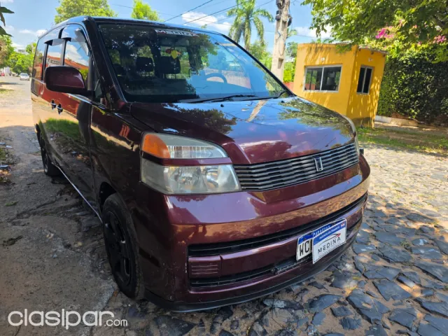 Toyota Voxy 2004 — foto 6