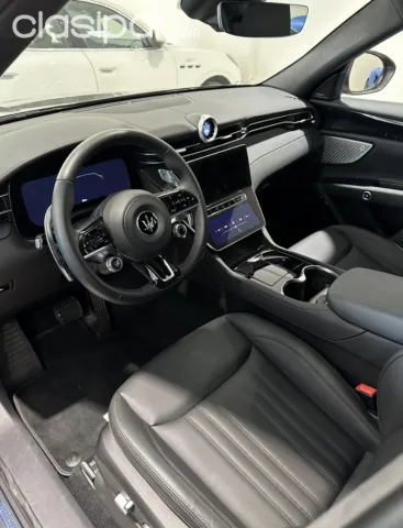 Maserati Grecale 2023 — foto 8