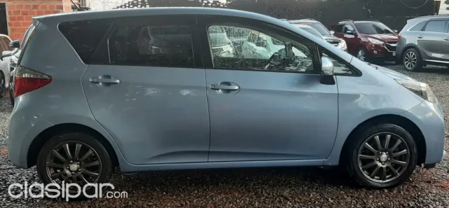 Toyota New Ractis 2011 — foto 4
