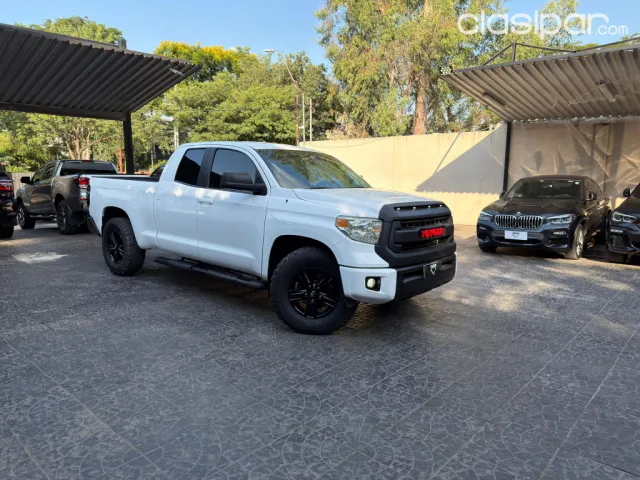 Toyota Tundra 2016 — foto 2