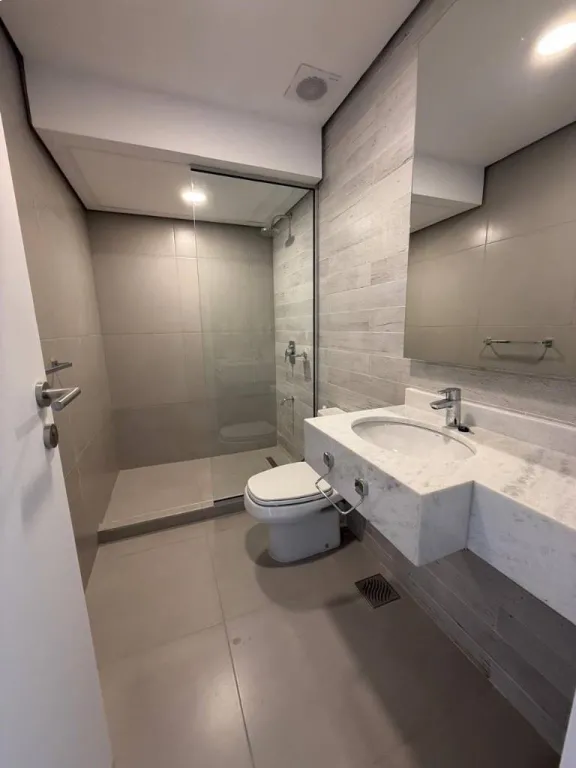 Departamento en venta – 2 dormitorios | Balcón con parrilla | Cochera incluida — foto 3
