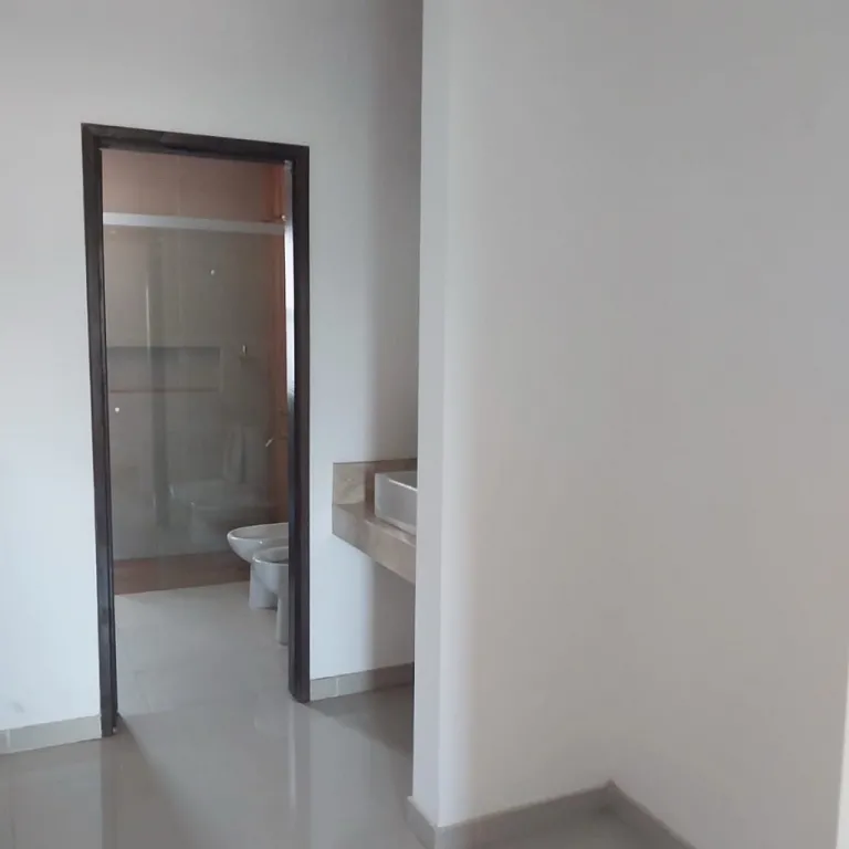 Vendo duplex en cuarto barrio Luque — foto 3