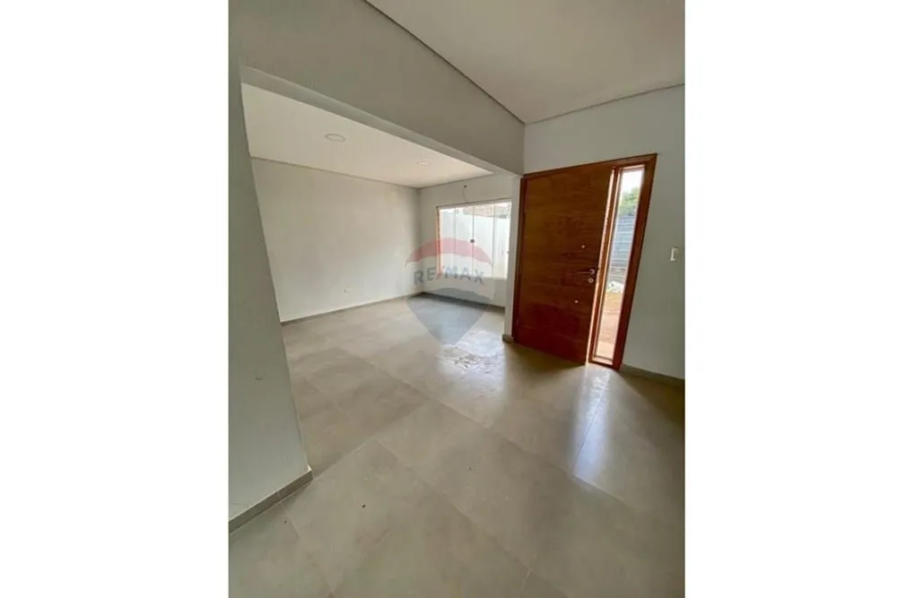 Dúplex en venta en Ykua Dure, Luque — foto 2