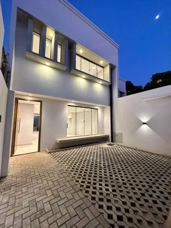 FINO DUPLEX EN VENTA EN LOMA PYTA - ASUNCION — фото 2