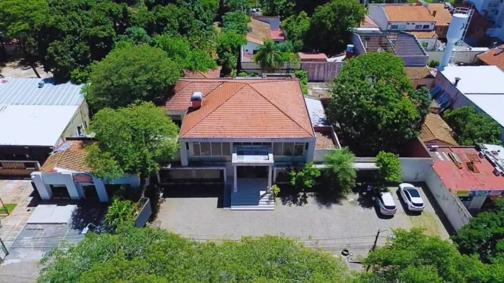 PROPIEDAD COMERCIAL SOBRE AV. MCAL. LOPEZ ZONA MUNICIPALIDAD DE ASUNCION EN VENTA — photo 3