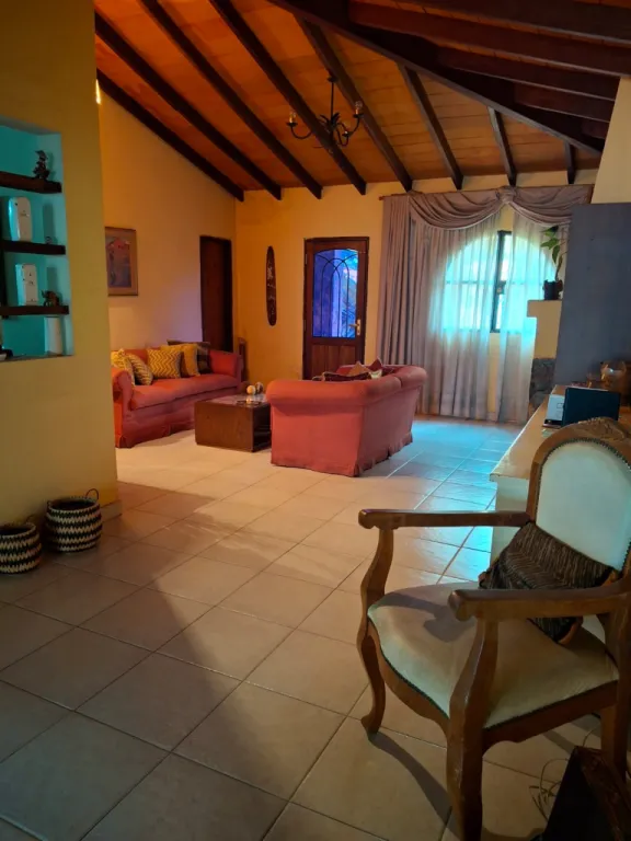 CASA EN LAMBARE — foto 3
