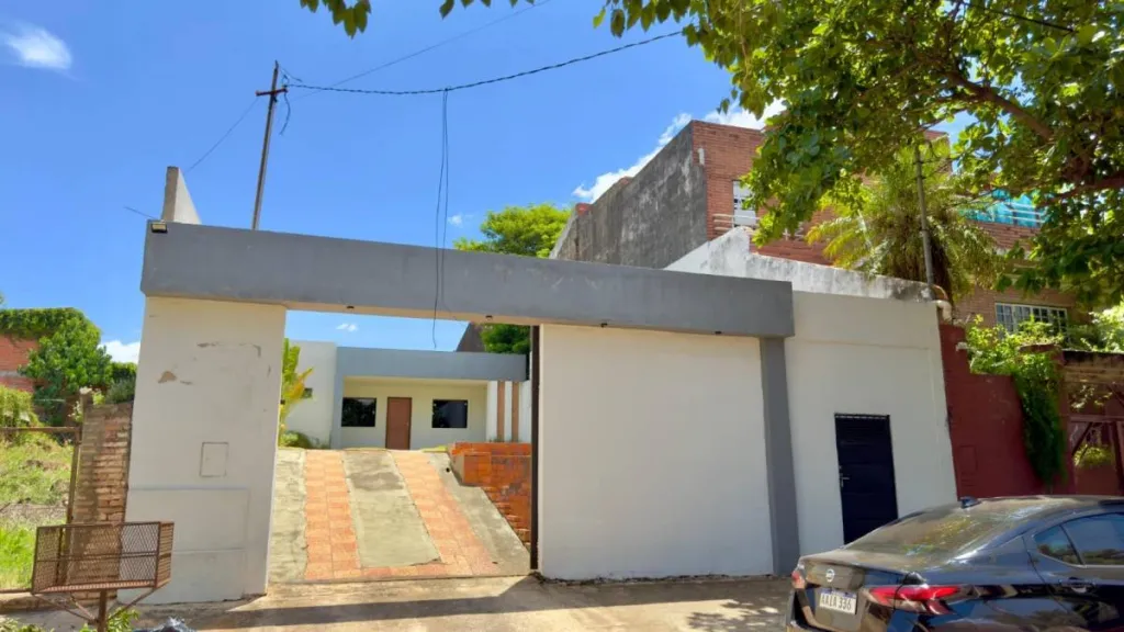 VENDO CASA 2 DORMITORIOS ZONA HIPÓDROMO ASUNCIÓN — foto 2