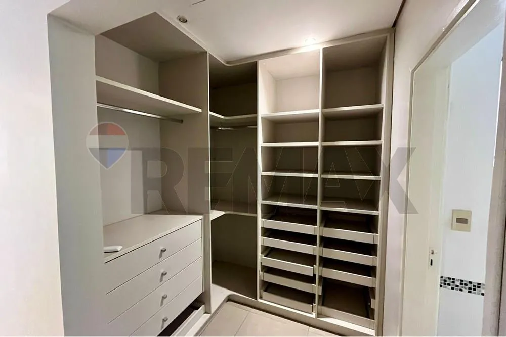 En venta Dúplex de 4 habitaciones - Zona Aeropuerto — foto 2