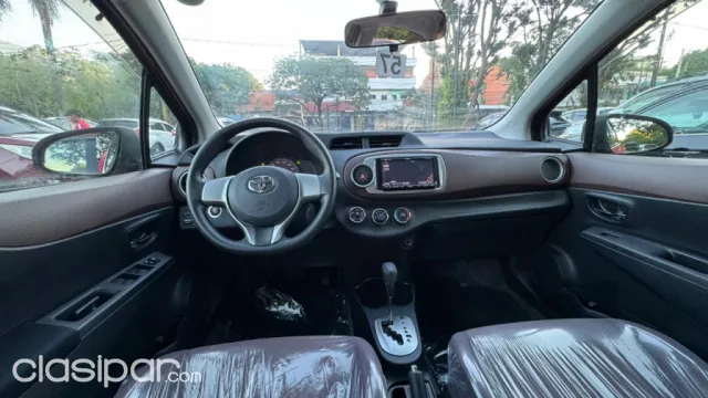 Toyota Vitz 2012 — foto 3