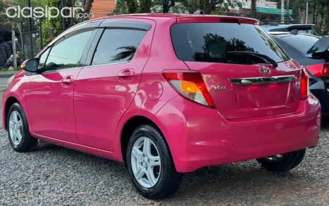 Toyota Vitz 2012 — foto 6