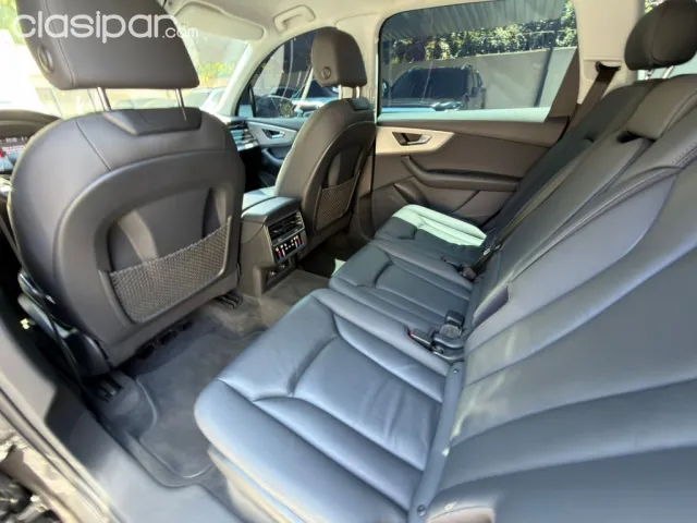 Audi Q7 2022 — foto 4