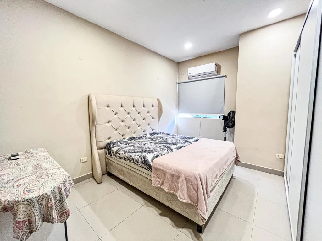 VENDO HERMOSA CASA DETRAS DEL AEROPUERTO — foto 2
