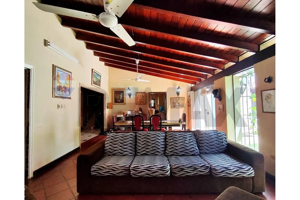 VENDO TERRENO EN BERNARDINO CABALLERO A METROS DE MCAL LOPEZ — foto 3